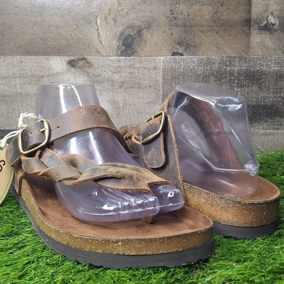 NEW WHITE MOUNTAIN CRAWFORD FOOTBED SANDALS - Picture 2 of 12